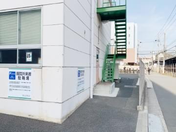 自転車駐輪場