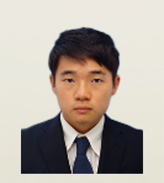 山下 壽仁亜の写真